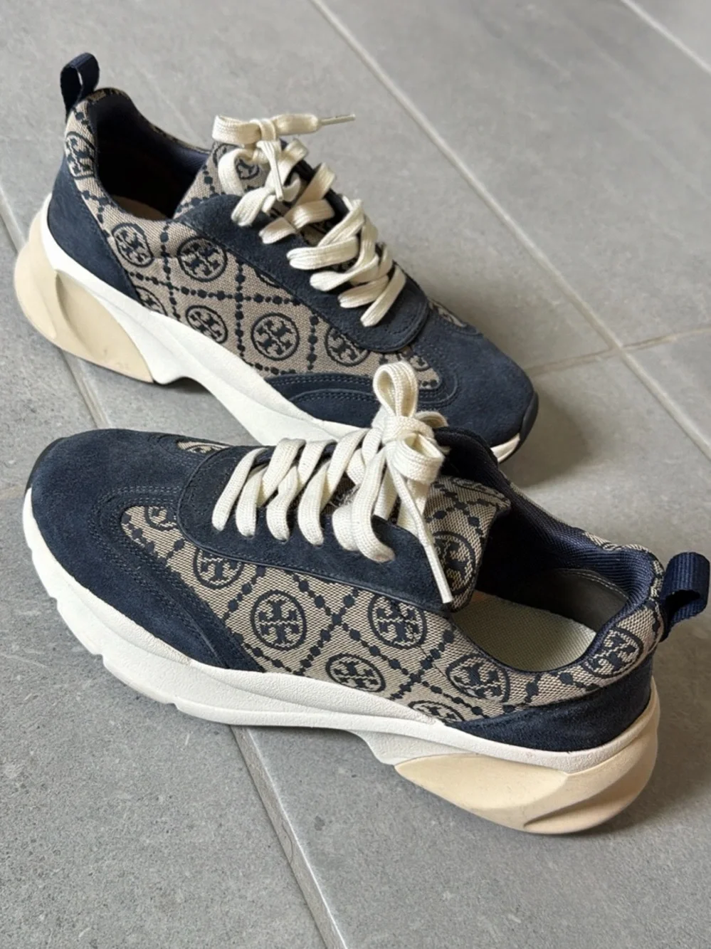Tory Burch Monogram Sneakers | Women’s Size 8 | Excellent Condition